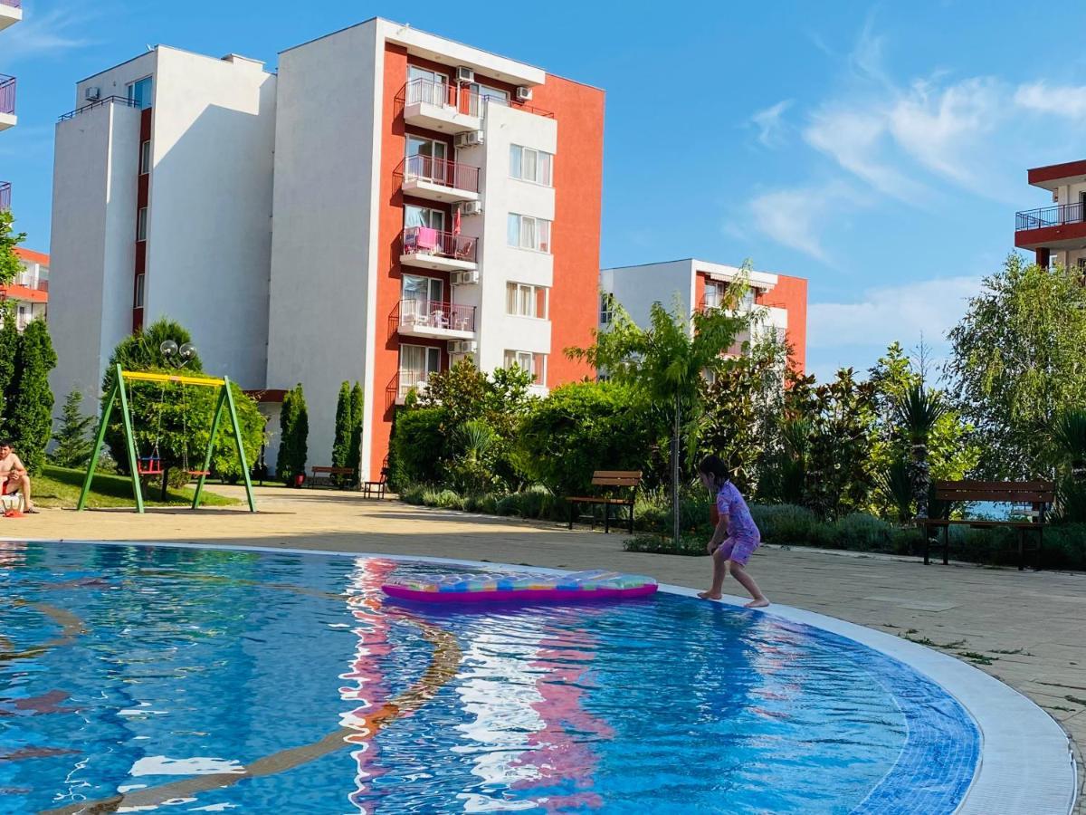 Apartment In Sveti Vlas Exterior photo