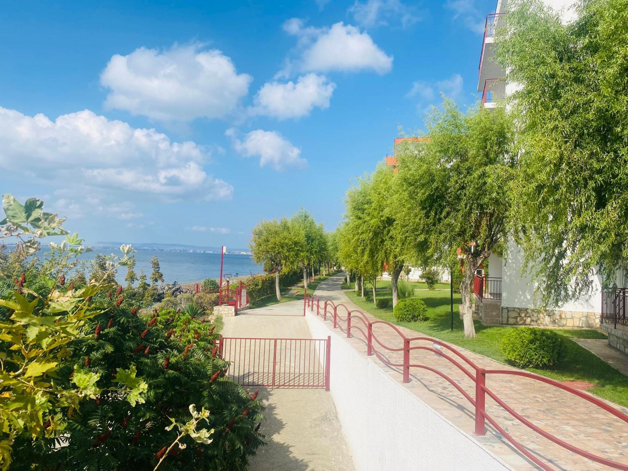 Apartment In Sveti Vlas Exterior photo
